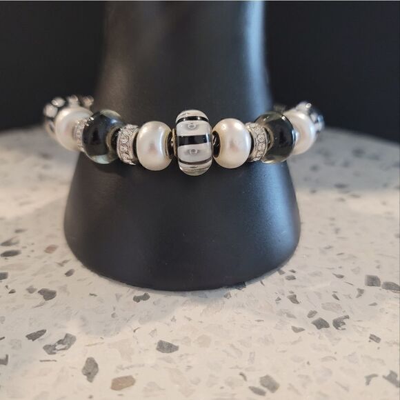 LOT of 3 bracelets  - Picture 9 of 12